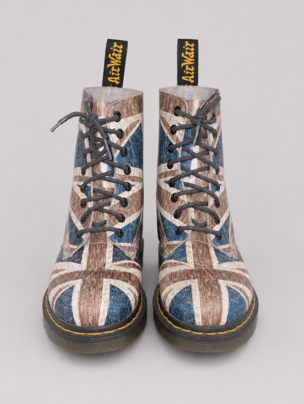 Dr. Martens Pascal Virginia Union Jack 8-eye Boots Size 8 (39) - Picture 4 of 9